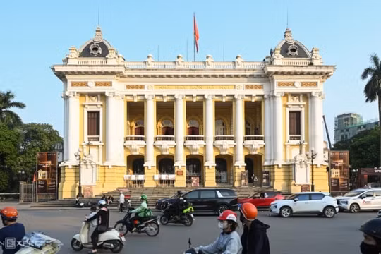 Nhà hát Lớn Hà Nội: Trải nghiệm 3D Mapping trước kỳ đại trùng tu