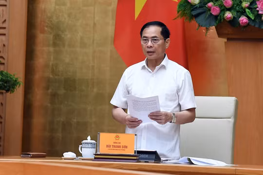 Báo cáo chính trị phải đánh giá khách quan, toàn diện, trung thực