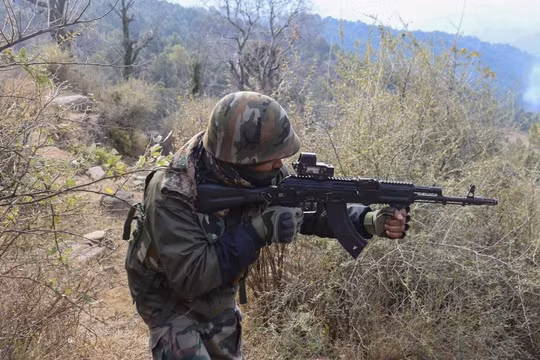 Pakistan bắt đầu tấn công đáp trả Ấn Độ, hai bên pháo kích dữ dội ở đường biên giới Kashmir