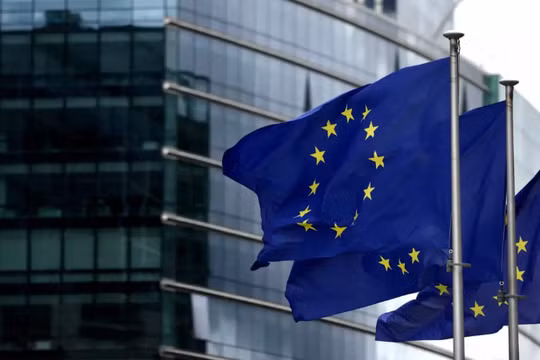 Ấn Độ bị cuốn vào lưới trừng phạt Nga của EU