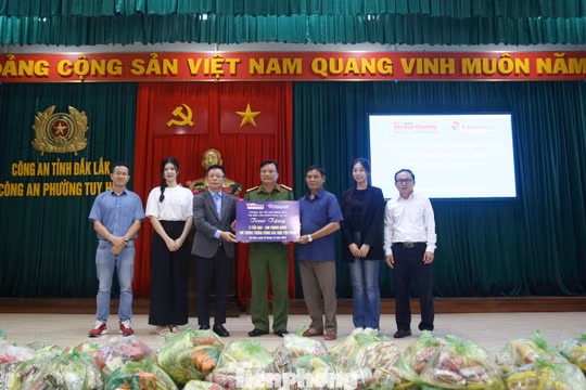 Phố cổ Hội An mở cửa miễn phí cho khách tham quan ngày 4/12