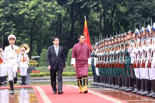 Chủ tịch nước Lương Cường chủ trì lễ đón cấp Nhà nước Quốc vương Bhutan