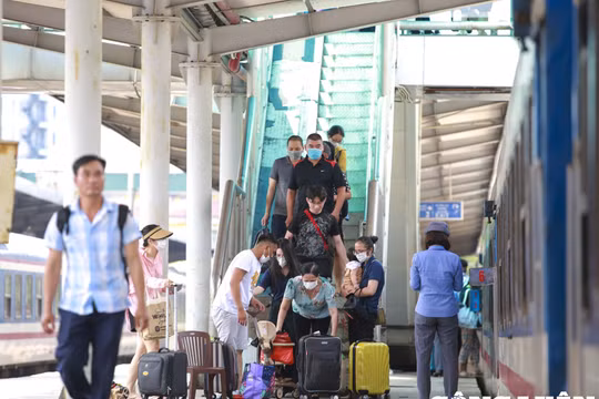 Đường sắt tung khuyến mãi, giảm giá vé tàu dịp sau Tết để hút khách