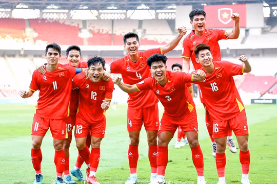 Điểm tin thể thao 31/8: Lộ diện ‘vũ khí hạng nặng’ của U23 Việt Nam, Man Utd trả giá đắt sau chiến thắng đầu tiên