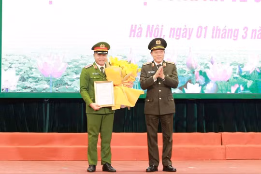 Hà Nội: Đề nghị miễn nhiệm 6 Ủy viên UBND Thành phố