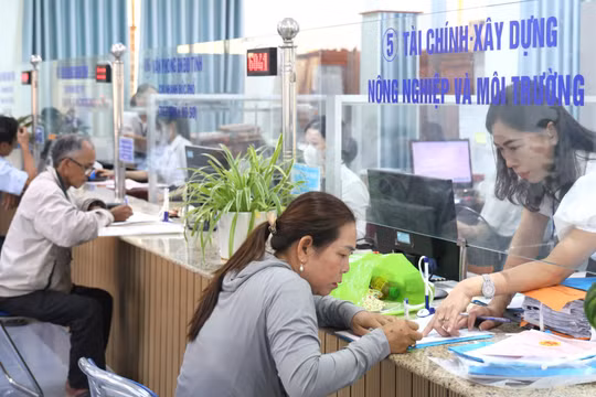 Tạo đột phá từ hai trụ cột khoa học công nghệ và chuyển đổi số