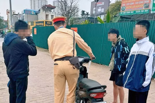 Tạo sự răn đe, nâng cao ý thức tham gia giao thông lứa tuổi học sinh