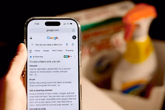 Báo chí Ý yêu cầu điều tra tính năng tóm tắt AI của Google