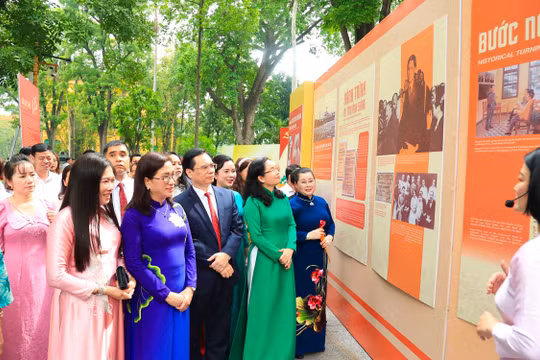 Khu Di tích Chủ tịch Hồ Chí Minh tổ chức nhiều hoạt động mừng 135 năm ngày sinh nhật Bác