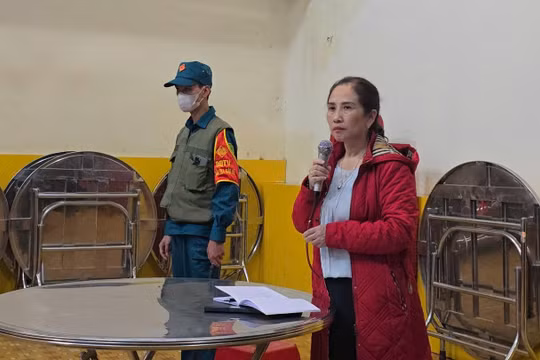 Hiệu trưởng bị cách chức sau bê bối thực phẩm bẩn tại trường học