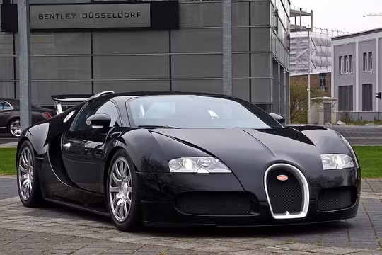 Tại sao một lần thay dầu cho Bugatti Veyron lại lên tới 25.000 USD?
