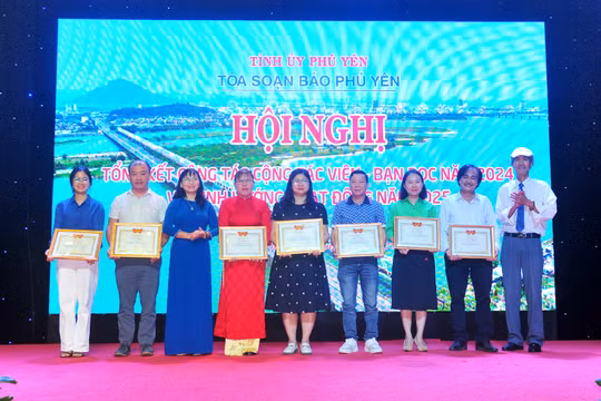 Báo Phú Yên tri ân cộng tác viên, bạn đọc năm 2024