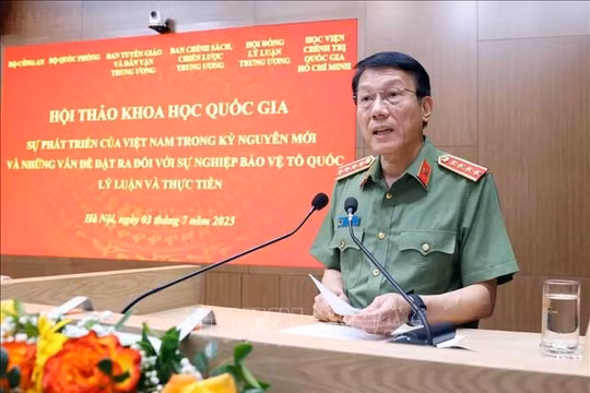 Hội thảo quốc gia về bảo vệ Tổ quốc: An ninh vững, phát triển mạnh, không có vùng cấm
