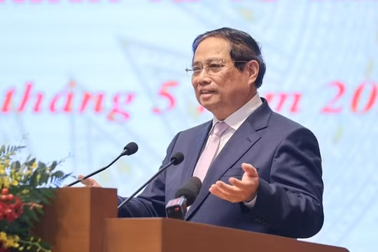Thủ tướng Phạm Minh Chính: Phải giải quyết xong đề xuất, khó khăn của doanh nghiệp trong vòng 2 tuần