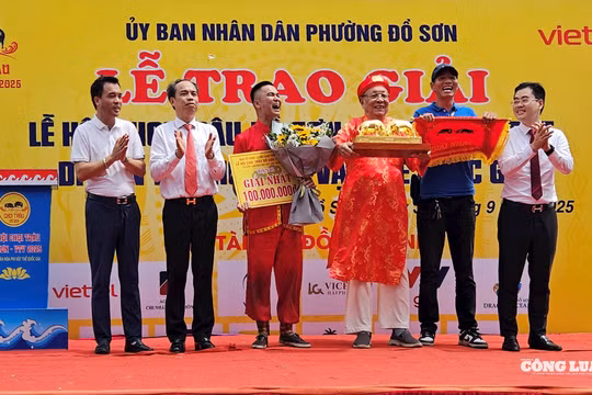Hải Phòng: "Ông trâu" số 06 giành chức vô địch Lễ hội chọi trâu - VTV 2025