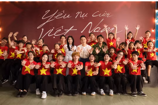 Hoàng Bách, Minh Quý và Trịnh Minh Hiền gửi gắm tình yêu Tổ quốc qua âm nhạc