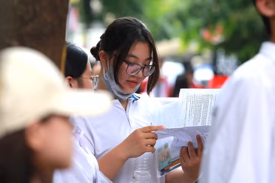 Đáp án đề thi tốt nghiệp THPT 2025 môn Vật lý, mã đề 0235 (tham khảo)