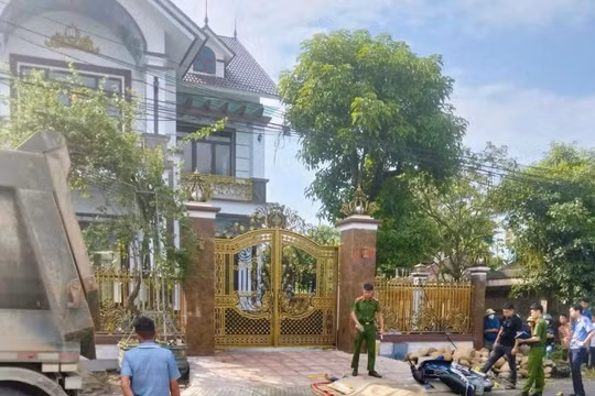 Người đàn ông 61 tuổi tử vong sau va chạm với xe đầu kéo ở Phú Thọ