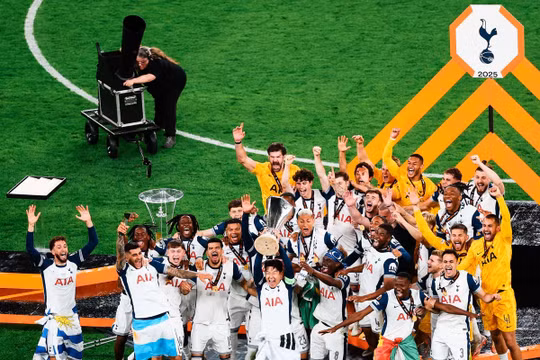 Tottenham đánh bại Man Utd, giành chức vô địch Europa League