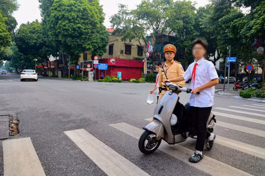 Hà Nội siết chặt an toàn giao thông học đường, hơn 3.100 học sinh bị xử lý