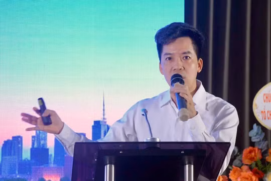 Người trẻ 'đuối sức' với giấc mơ mua nhà: Lương 20 triệu, 25 năm mới thực hiện được 'mộng' an cư?