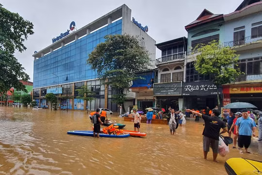 Không để tình trạng người dân không nắm được thông tin về thiên tai