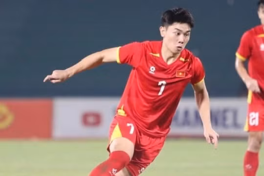 Đình Bắc lỡ hẹn Asian Games 2026 do thay đổi từ VFF