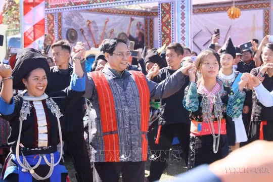 Ngày hội Đại đoàn kết toàn dân tộc: Gắn kết tình làng nghĩa xóm...