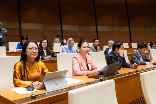 Hôm nay, Quốc hội thảo luận về phát triển kinh tế-xã hội vùng đồng bào dân tộc thiểu số và miền núi