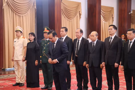 Lễ viếng nguyên Chủ tịch nước Trần Đức Lương tại TP HCM