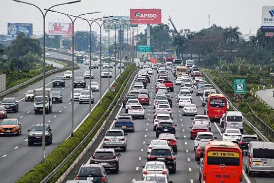 Hôm nay, cao tốc cửa ngõ phía Nam Thủ đô dự kiến đón 140.000 lượt xe/ngày