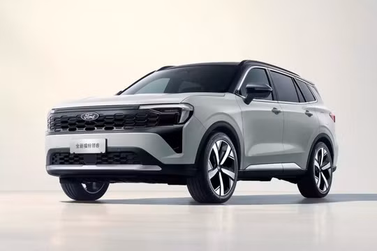 Ford Territory 2025 chốt lịch ra mắt cùng xe điện Mustang Mach-E