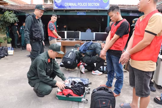 Phá đường dây lừa đảo giả 'Shipper, Công an, Quân đội' chiếm đoạt trên 300 tỷ đồng
