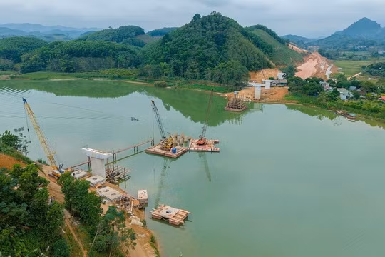 Gỡ khó về mặt bằng thi công cao tốc Tuyên Quang - Hà Giang