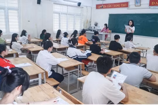 Thủ tướng chỉ đạo khẩn về công tác tuyển sinh THCS, THPT và quản lý dạy thêm, học thêm