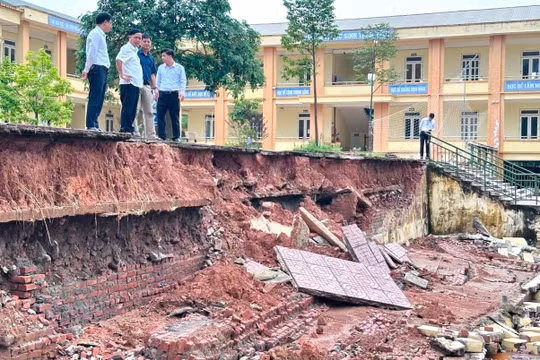 Hà Nội công bố tình huống khẩn cấp về thiên tai tại xã Ba Vì