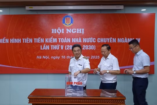 Kiểm toán nhà nước chuyên ngành IV tổ chức Hội nghị điển hình tiên tiến lần thứ V
