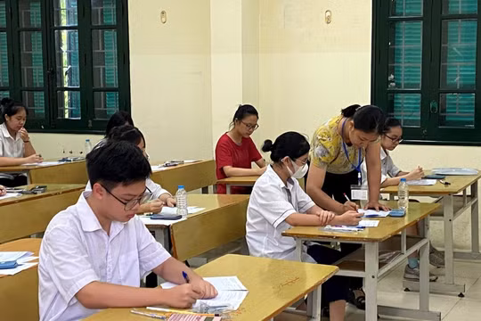 Hà Nội công bố hai phương án tuyển sinh lớp 10 cho trường công lập tự chủ, tư thục