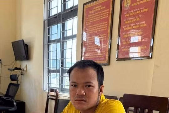 Đối tượng bị truy nã sa lưới khi trở về thăm nhà