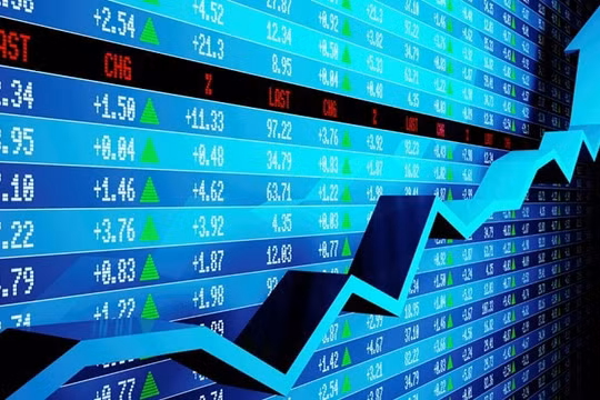 Khối ngoại mua ròng gần 1.000 tỷ đồng giúp thị trường chứng khoán hồi phục tuần qua