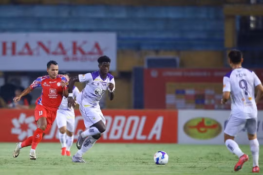 Hà Nội FC thắng đậm CLB TP.HCM, tiếp tục nuôi hy vọng vô địch V.League