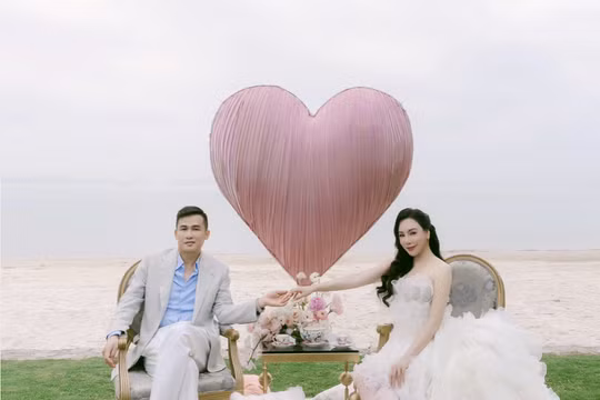 Hồ Quỳnh Hương ra mắt MV cưới, tiết lộ chuyện tình đẹp kéo dài gần một thập kỷ