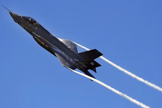 Canada lưỡng lự mua F-35 khi quan hệ với Mỹ xấu đi