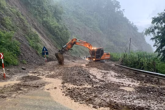 Ứng phó, giảm thiểu thiệt hại của bão số 5 đối với hạ tầng giao thông