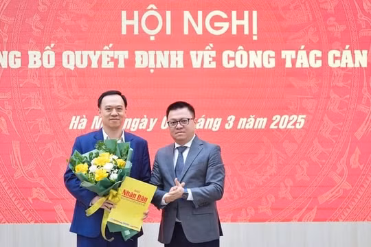 Báo Nhân Dân tổ chức hội nghị công bố quyết định về công tác cán bộ