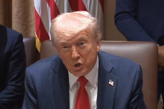 Hai ông Trump và Zelenskyy cam kết hợp tác chấm dứt chiến tranh, đã chốt thỏa thuận khoáng sản