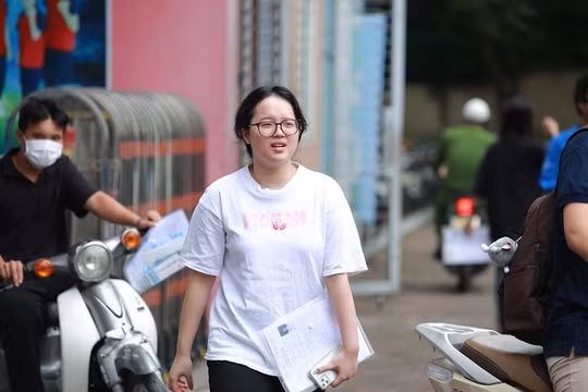 Đề thi tốt nghiệp THPT 2025 môn Địa lý, mã đề 0911