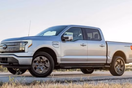 Ford dự đoán sẽ lỗ hàng tỷ USD từ xe điện trong năm 2025