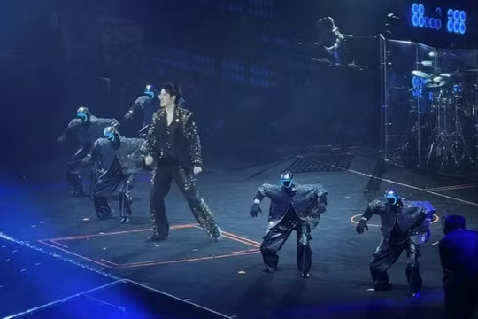 Robot Trung Quốc khiến Elon Musk thán phục