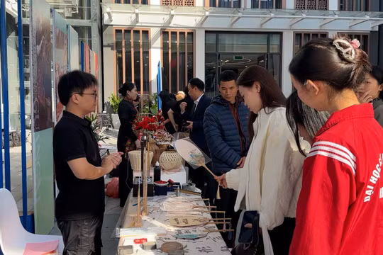 Ấn tượng sản phẩm văn hóa Quảng Tây tại Tuần lễ Văn hóa Du lịch Khoa học và công nghệ